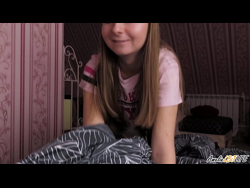❤️ Blondīne dziļi sūc savu BFF un saņem spermu mutē ❤❌ Porno video pie mums ️❤